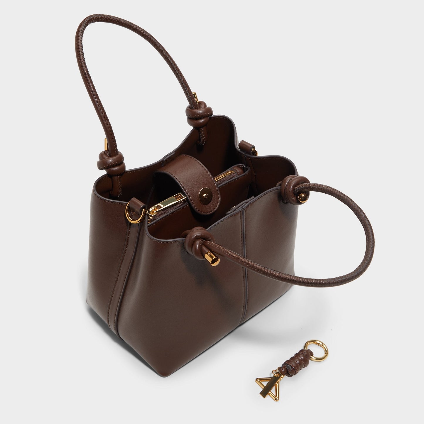 Evielilyyx in Brown 14180639 - Satchel bag - Brown