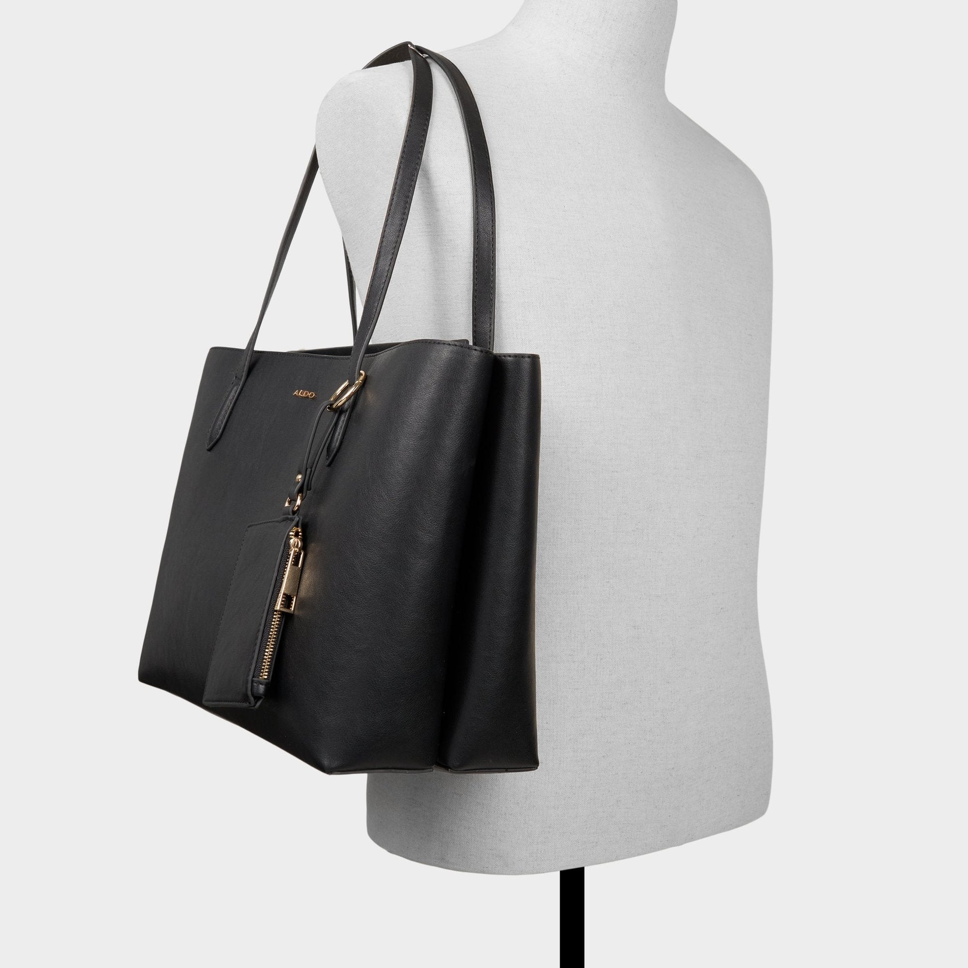 Ysabelle in Black - Laptop bag - Black