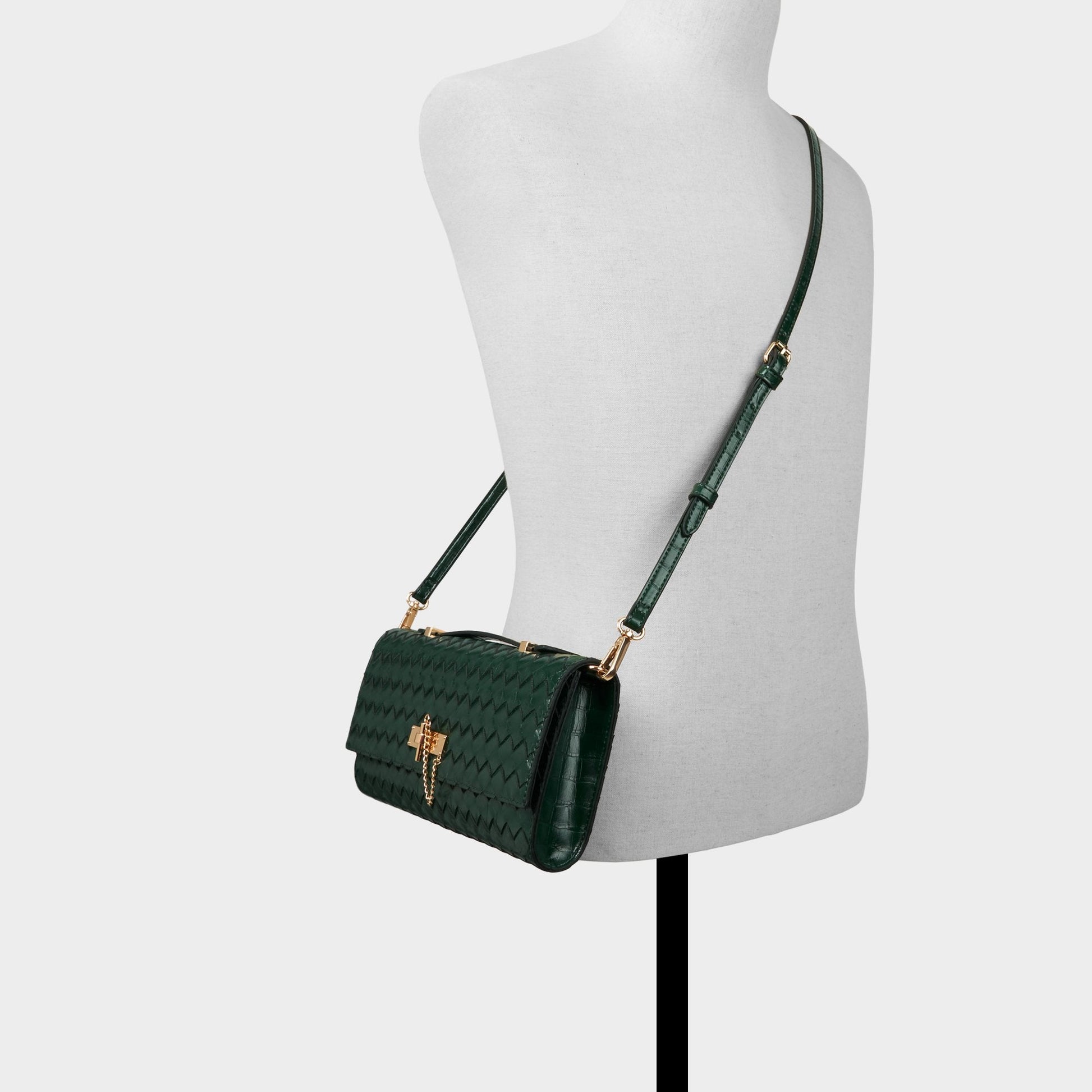 Rouxx in Dark Green - Clutch - Dark green
