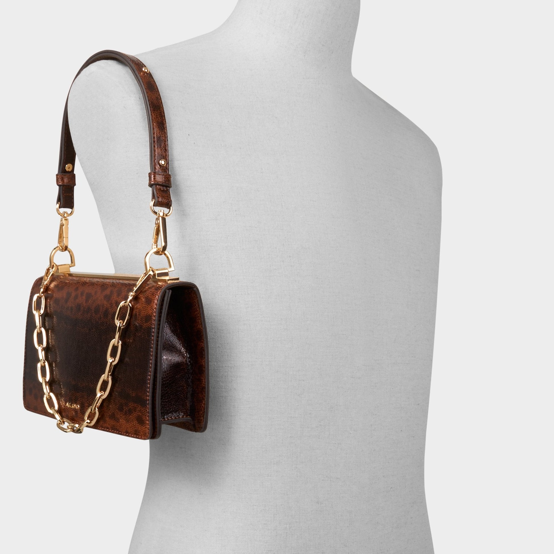 Daboucaa in Brown - Crossbody bag - Brown