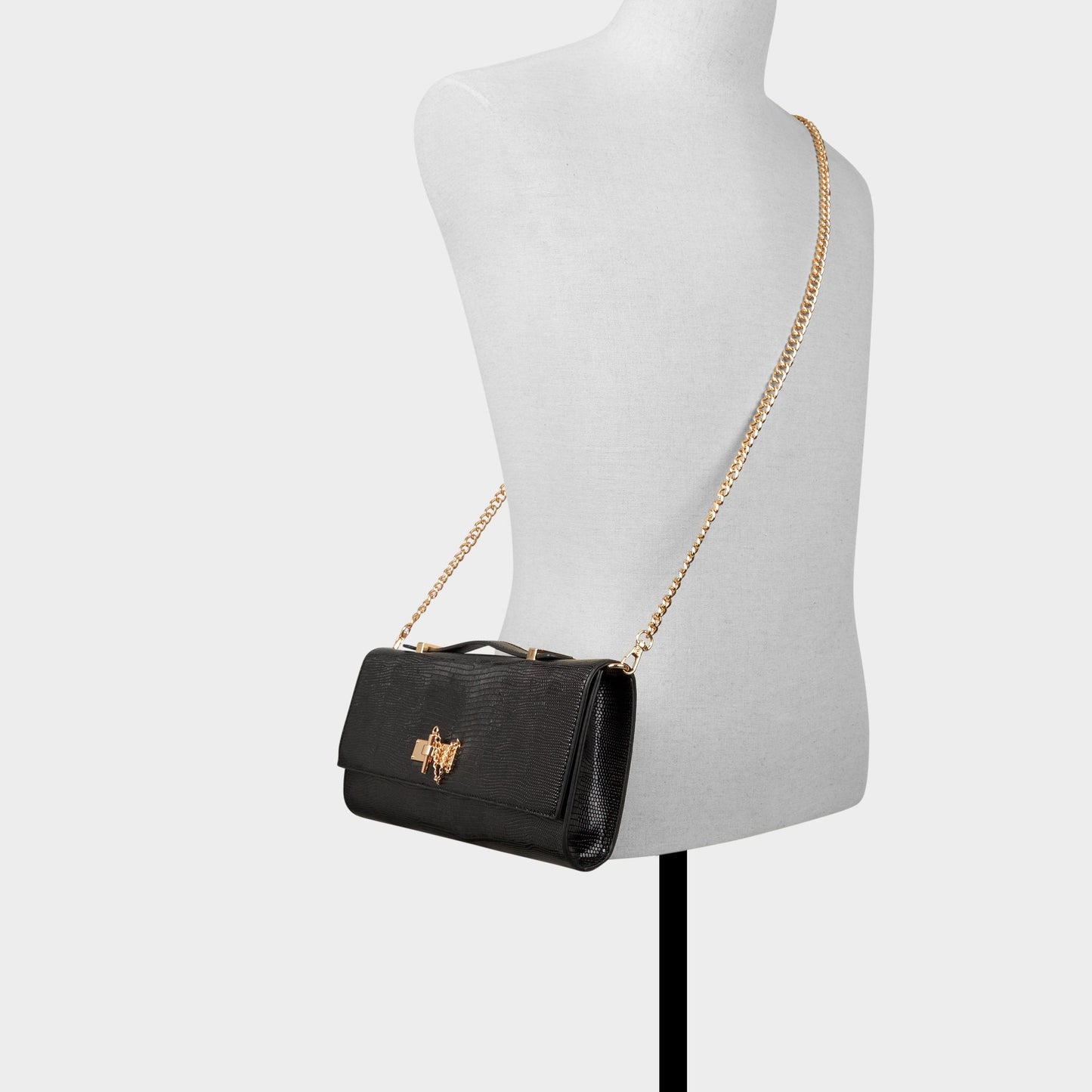 Rouxx in Black - Clutch - Black