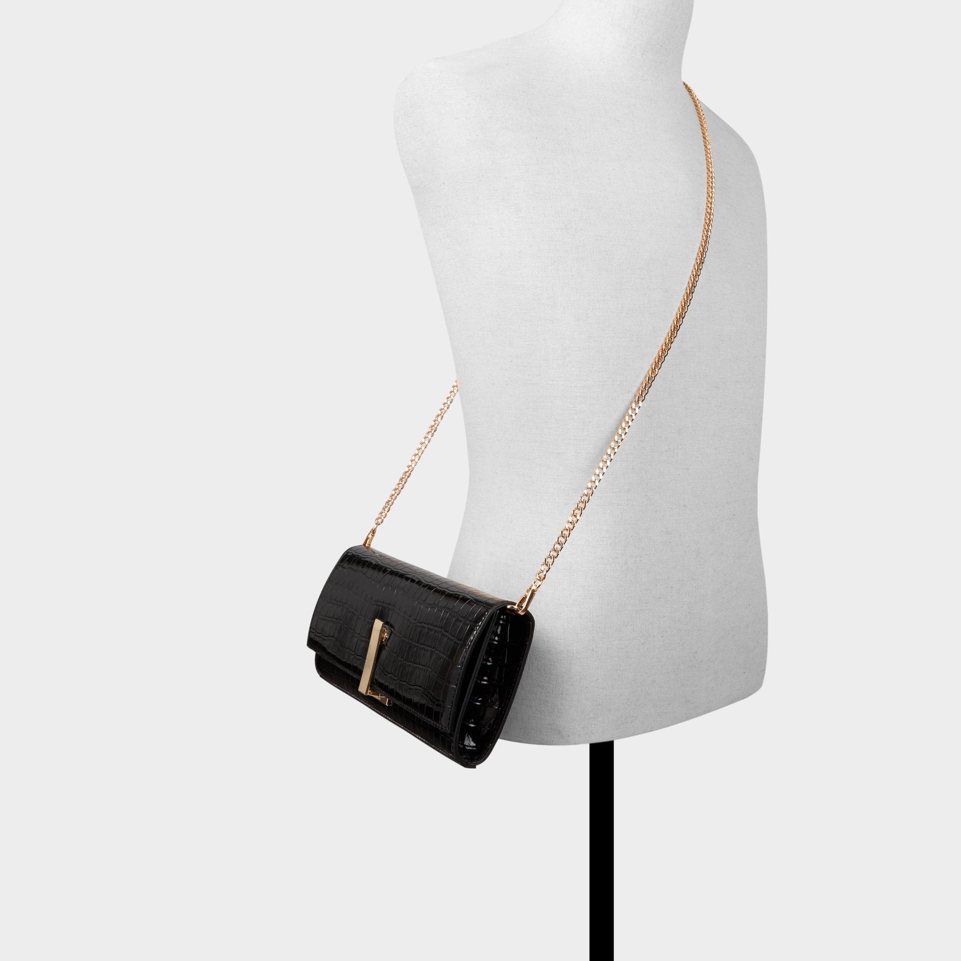 Alorisaa in Black - Shoulder bag - Black