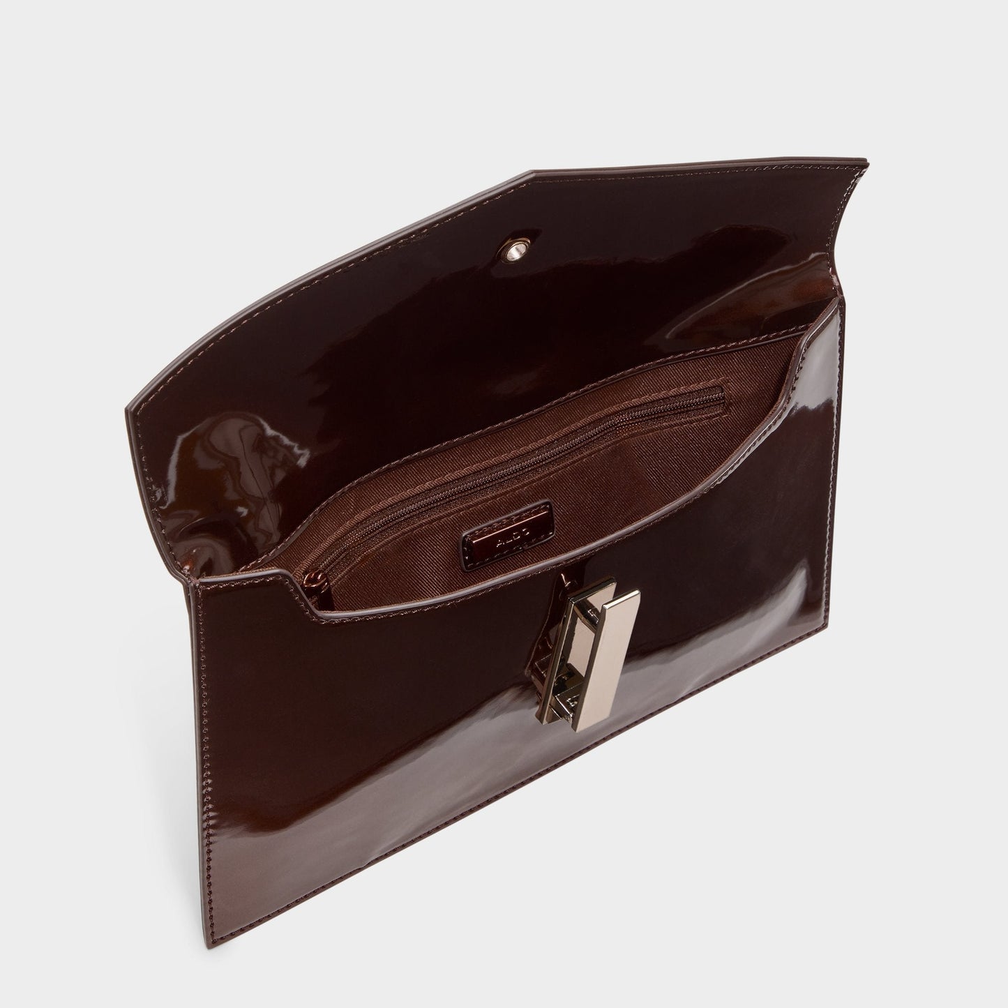 Larriblingg in Other Brown - Clutch - Other Brown