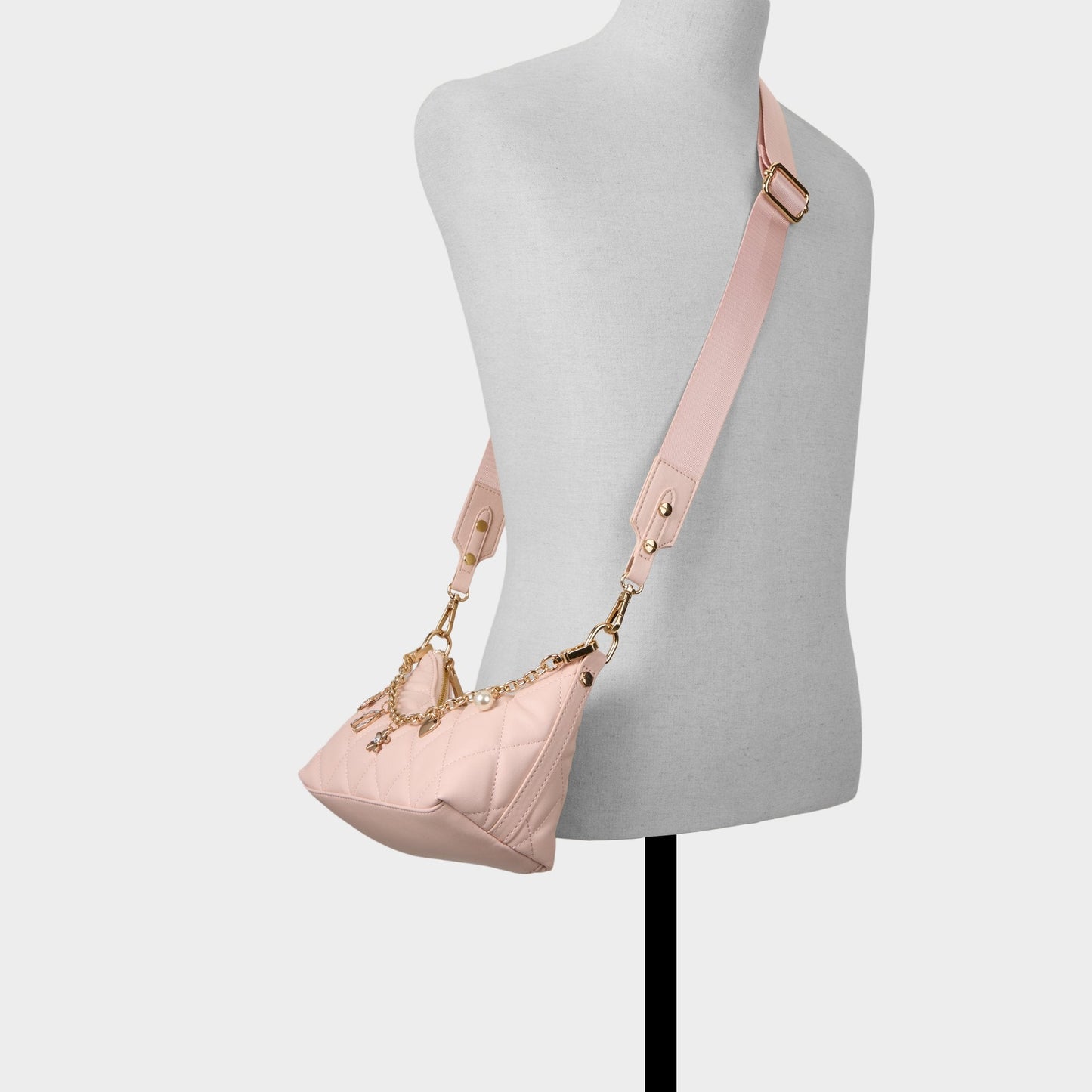 Alayacharmm in Light Pink - Shoulder bag - Light pink
