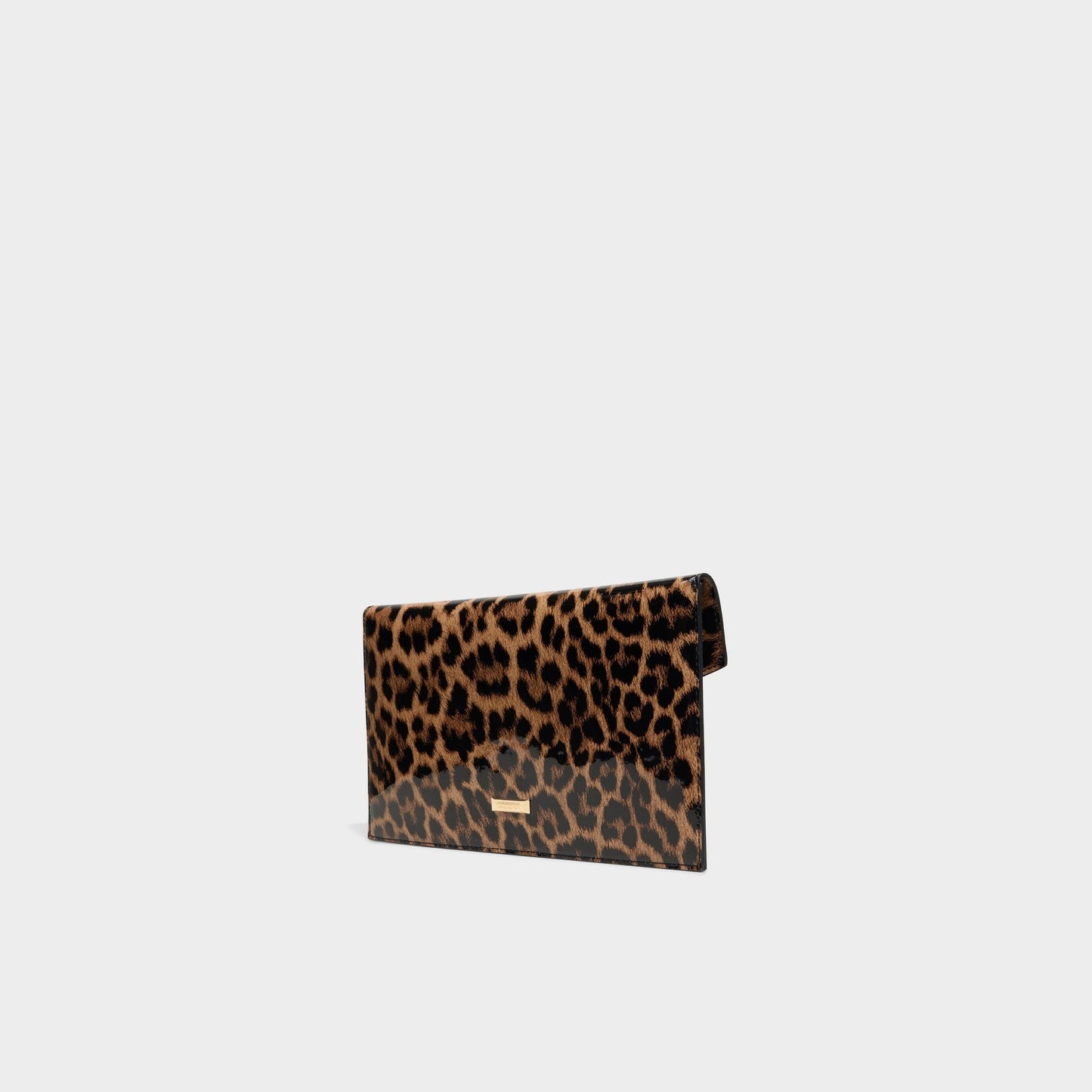 Larriblingg in Open Brown - Clutch - Open Brown