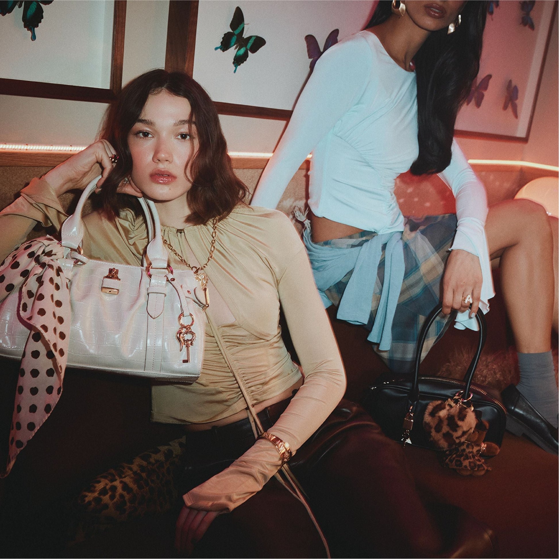 Alosaa in White - Satchel bag - White