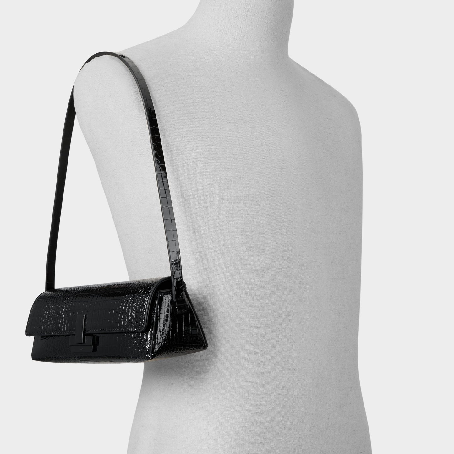 Alessianaa in Black Black - Shoulder bag - Black/black