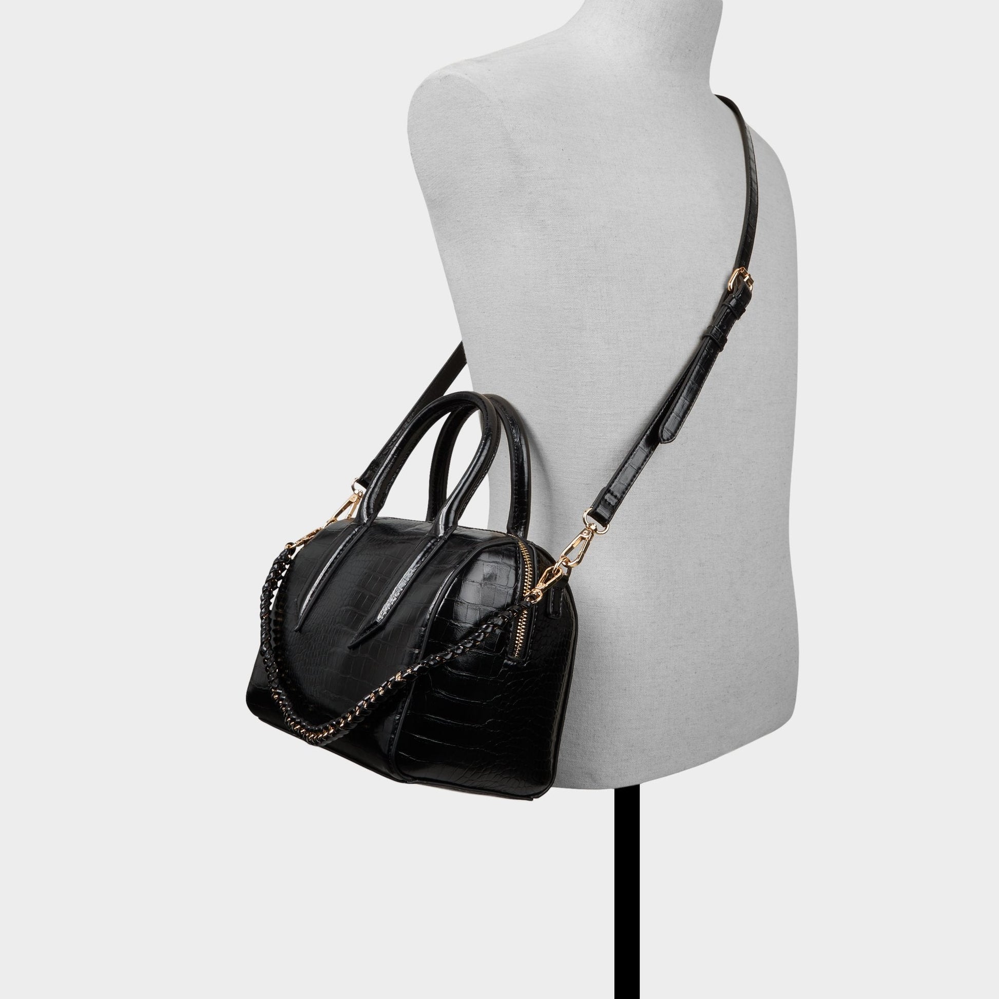 Albalaerell in Black - Satchel bag - Black