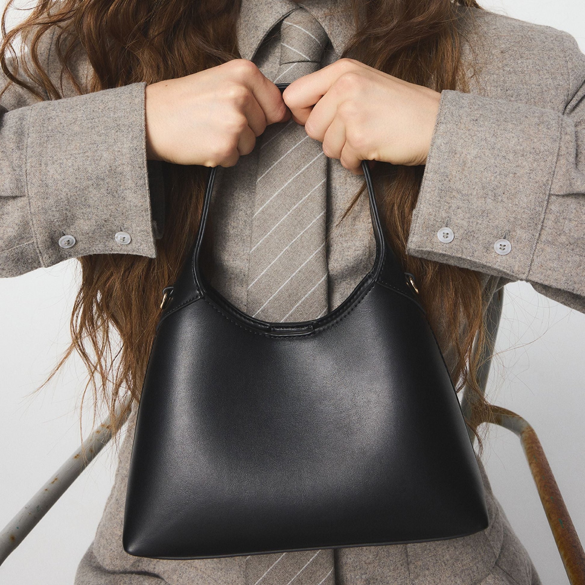 Smallharperr in Black - Hobo bag - Black