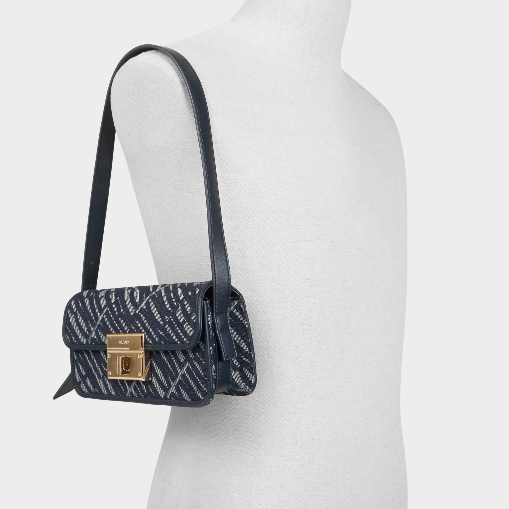 Amandyy in Denim - Shoulder bag - Denim