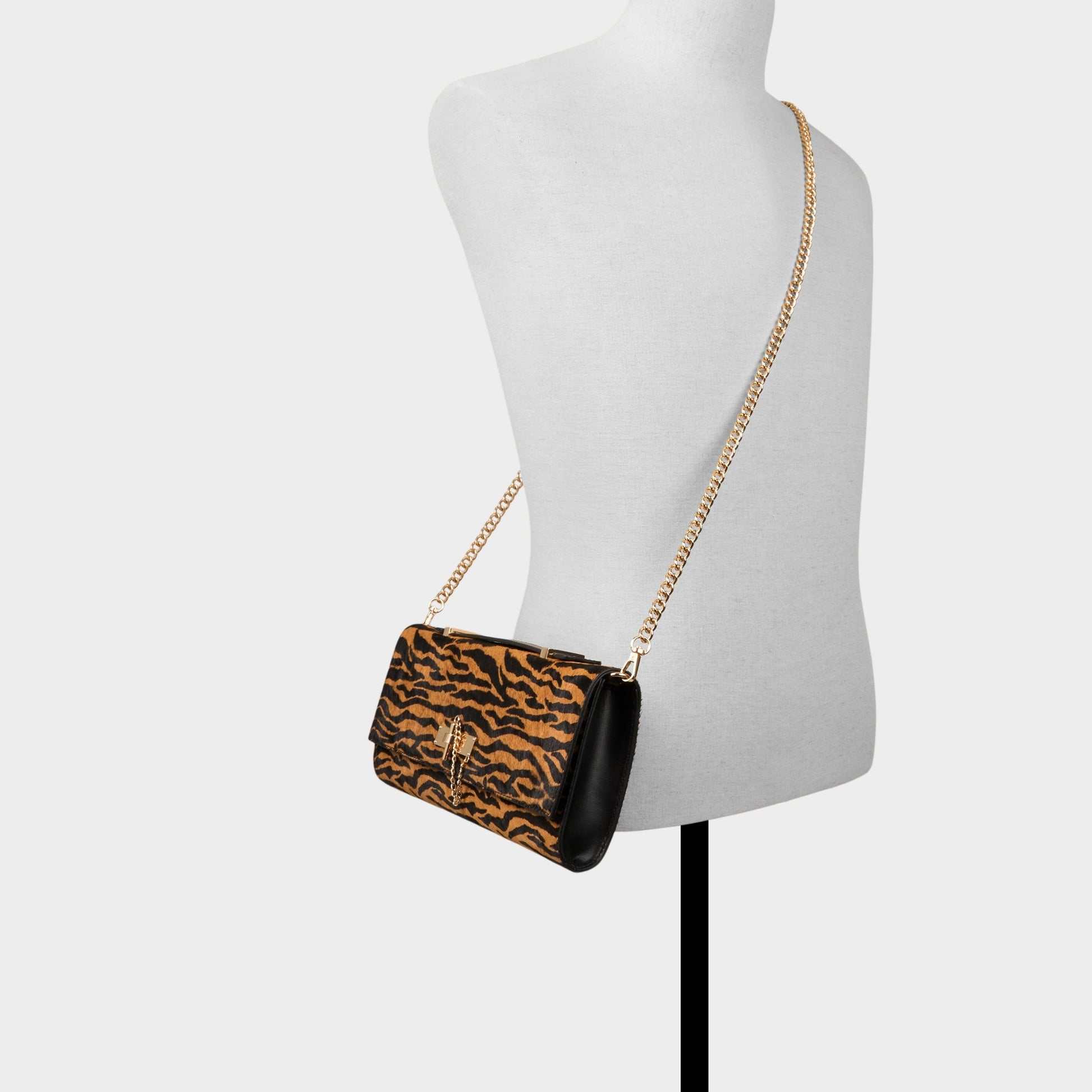 Rouxx in Open Brown - Clutch - Open Brown