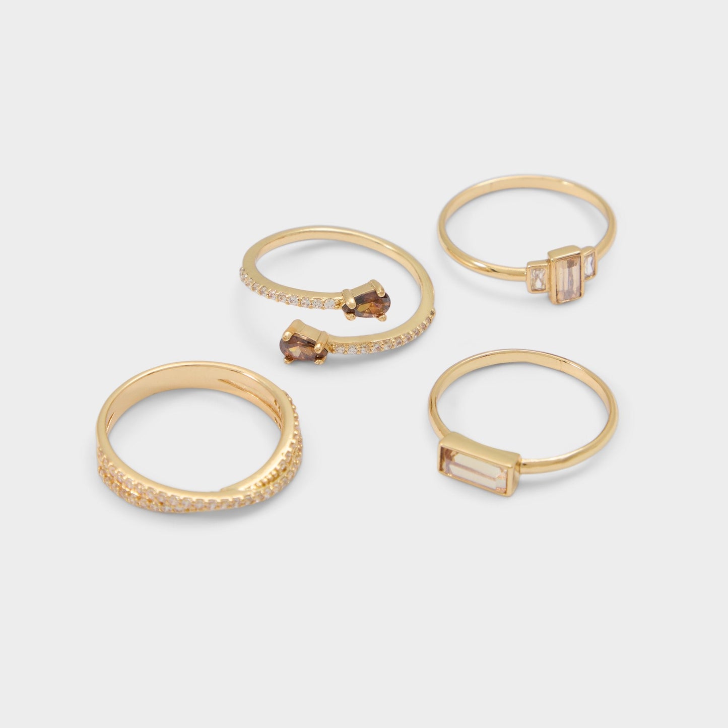 Yeikin in Light Brown - Multi finger rings - Light brown