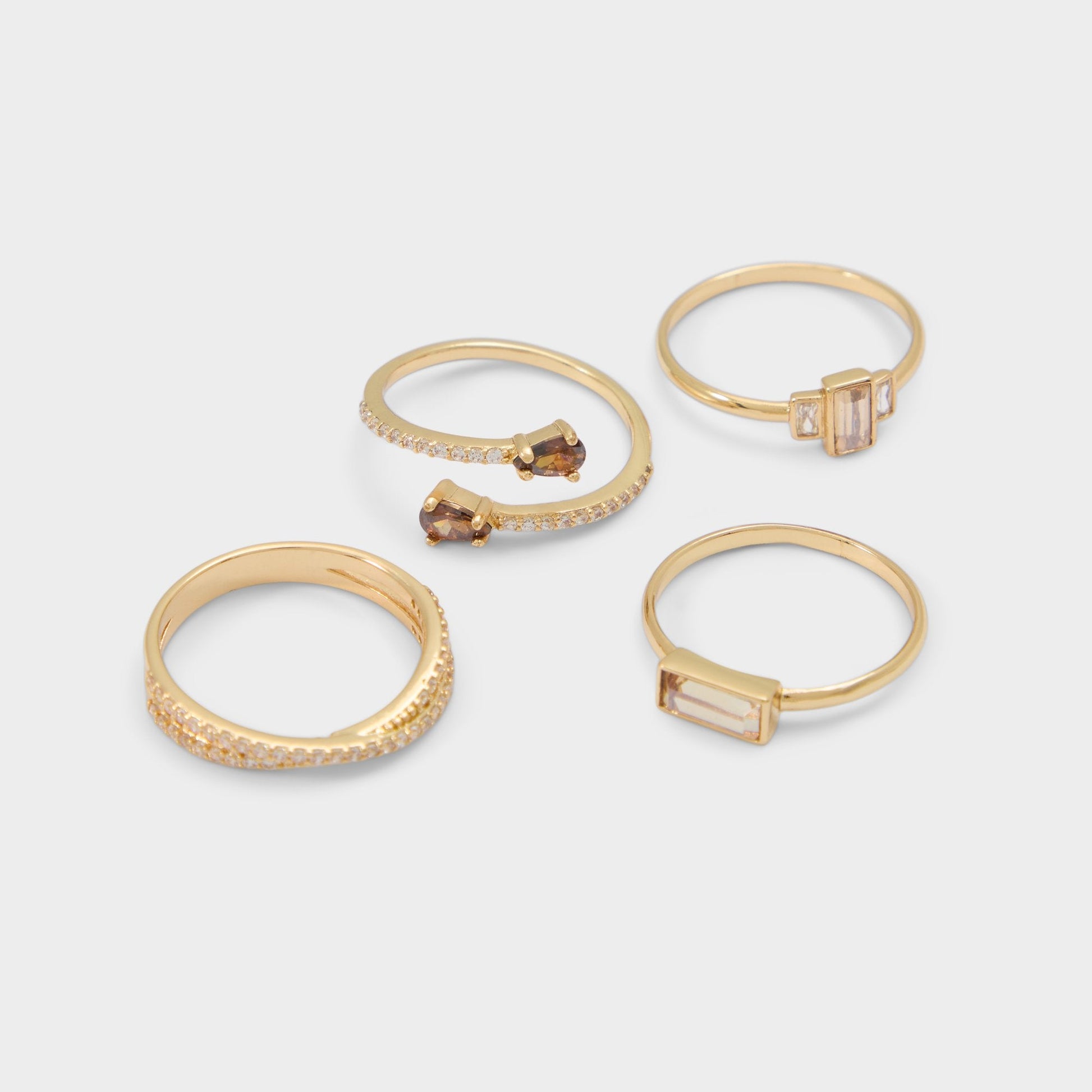 Yeikin in Light Brown - Multi finger rings - Light brown