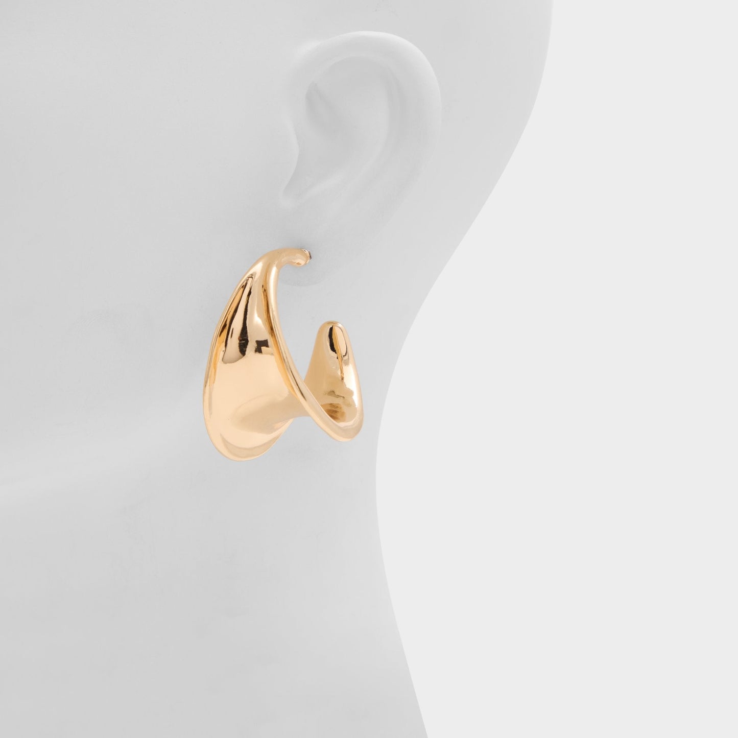 Viita in Gold - Statement earrings - Gold