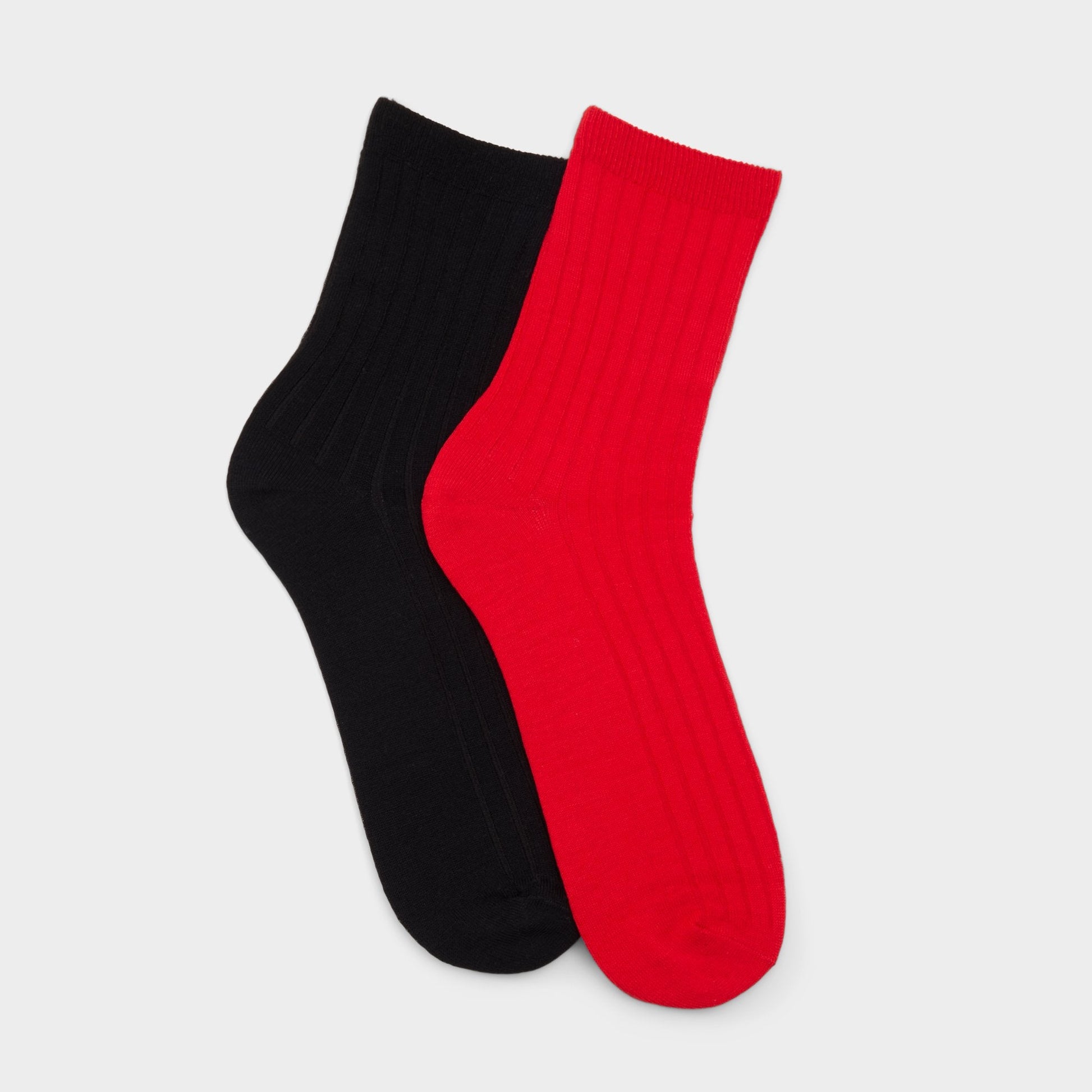 Luxecrew in Red - Socks - Red