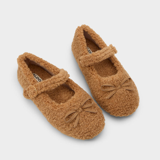 Cozycove in Cognac - Slippers - Cognac
