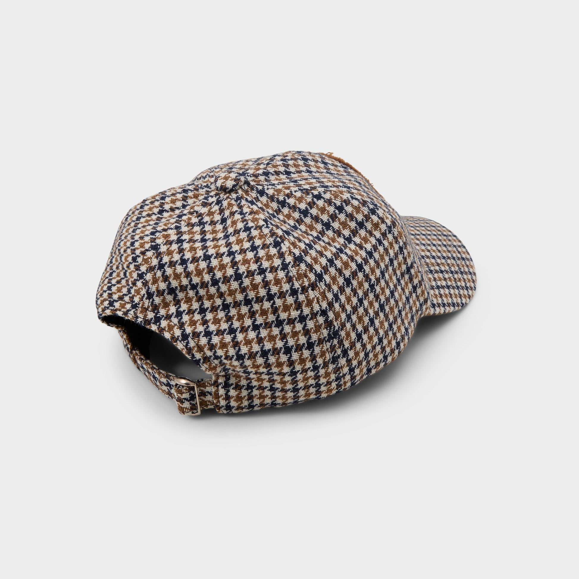 Lifeisasport in Other Beige - Cap - Other beige