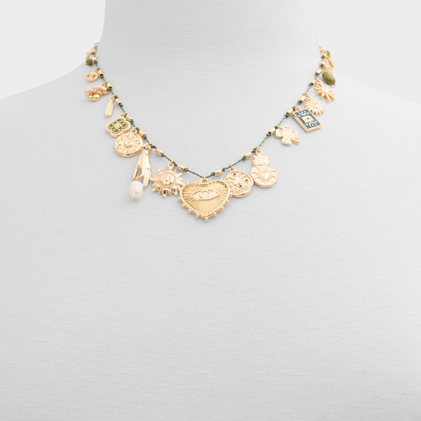Bohemian in Dark Green - Charm necklace - Dark green