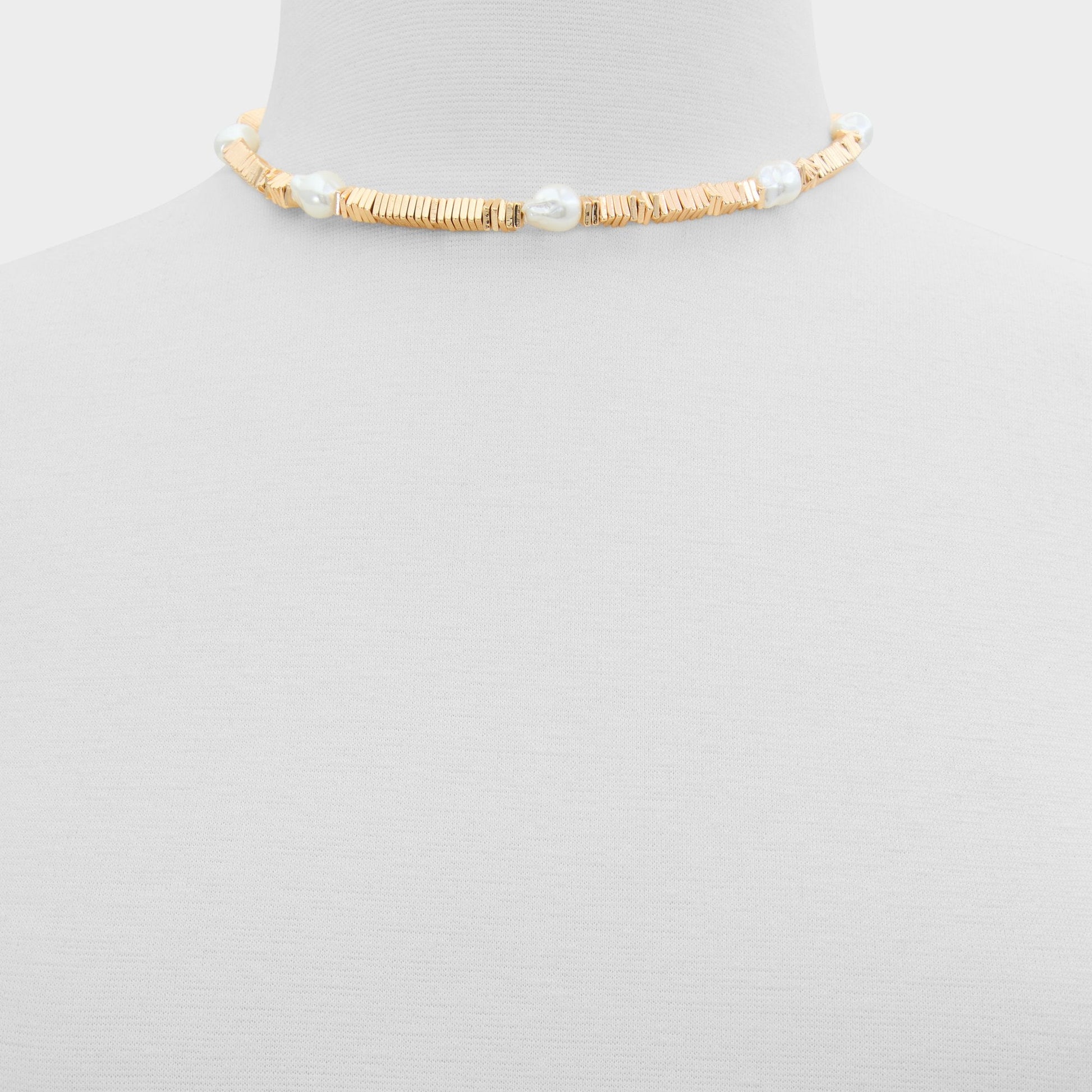 Amelinna in Ice - Necklace - Ice