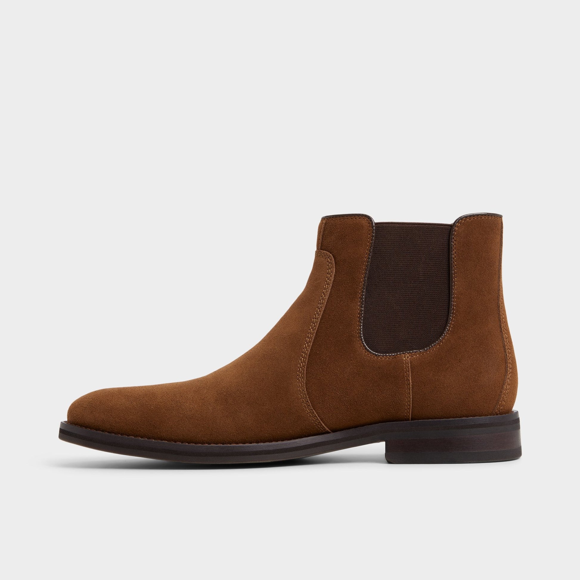 Hunter in Medium Brown - Chelsea boot - Medium brown