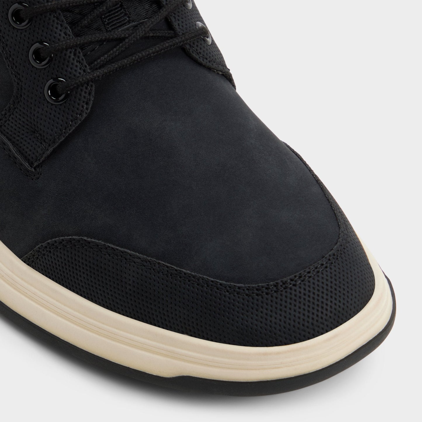 Kodeyy in Black - Lace-up boot - Black