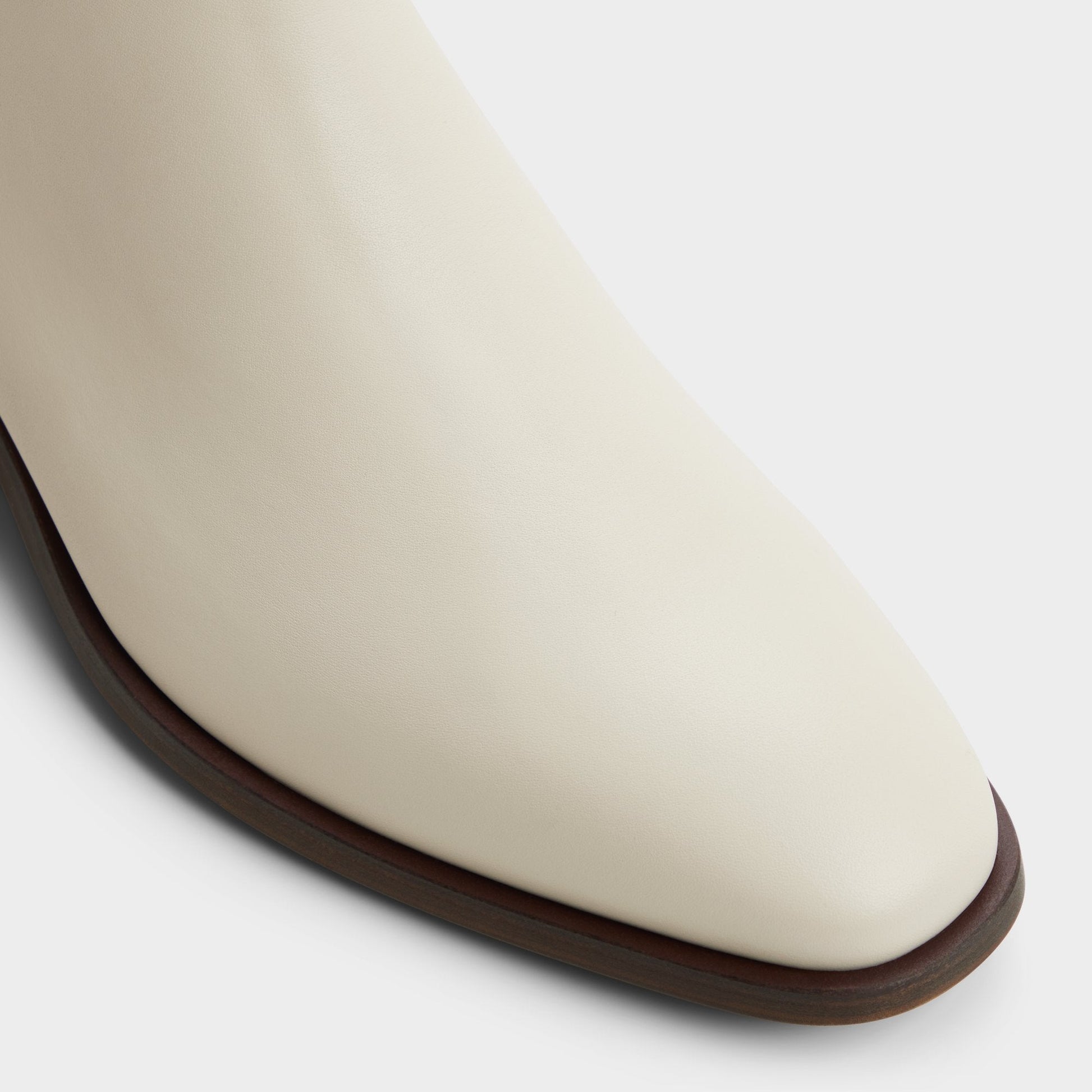 Amur in White Bone - Ankle boot - White/bone