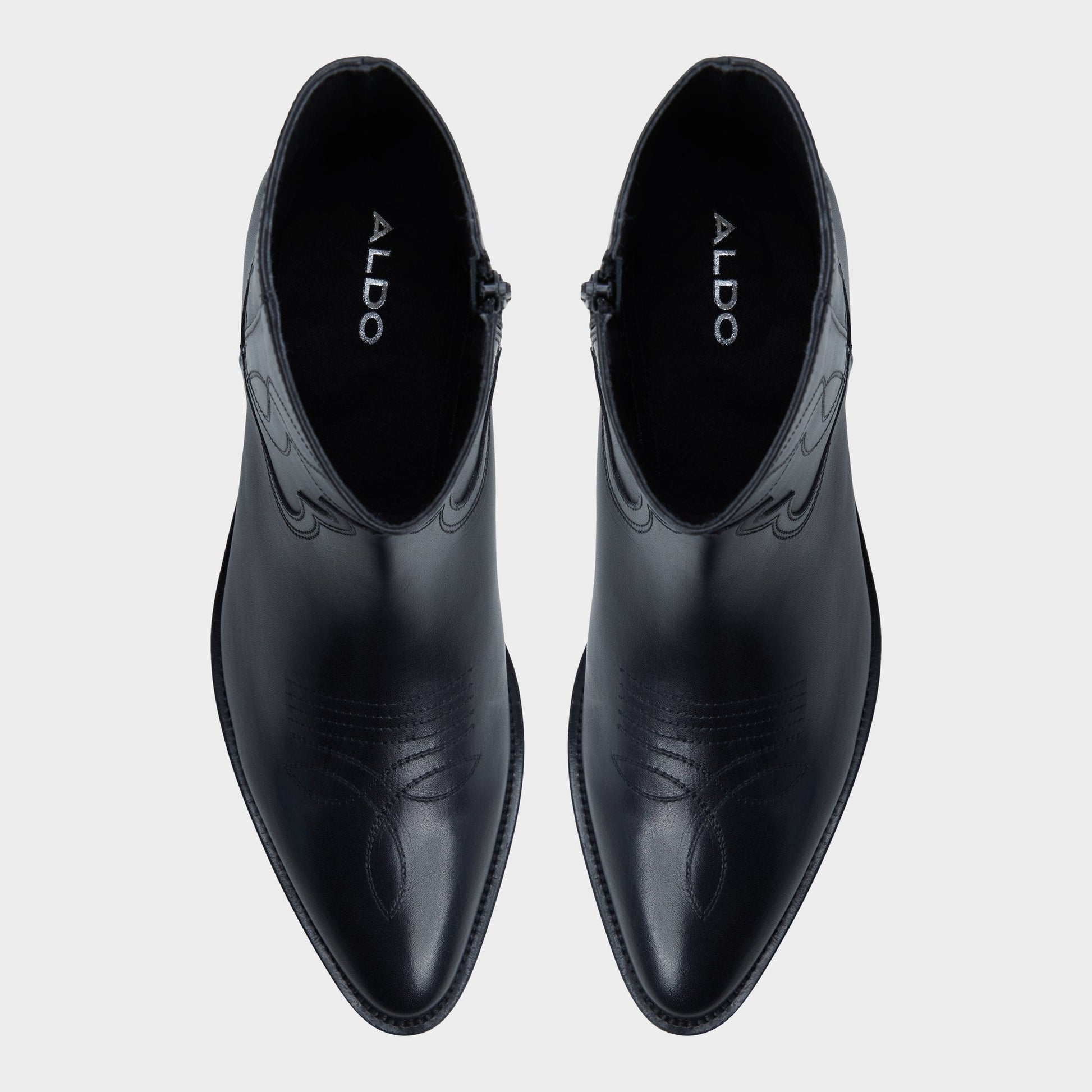Arvin in Black - Ankle boot - Black