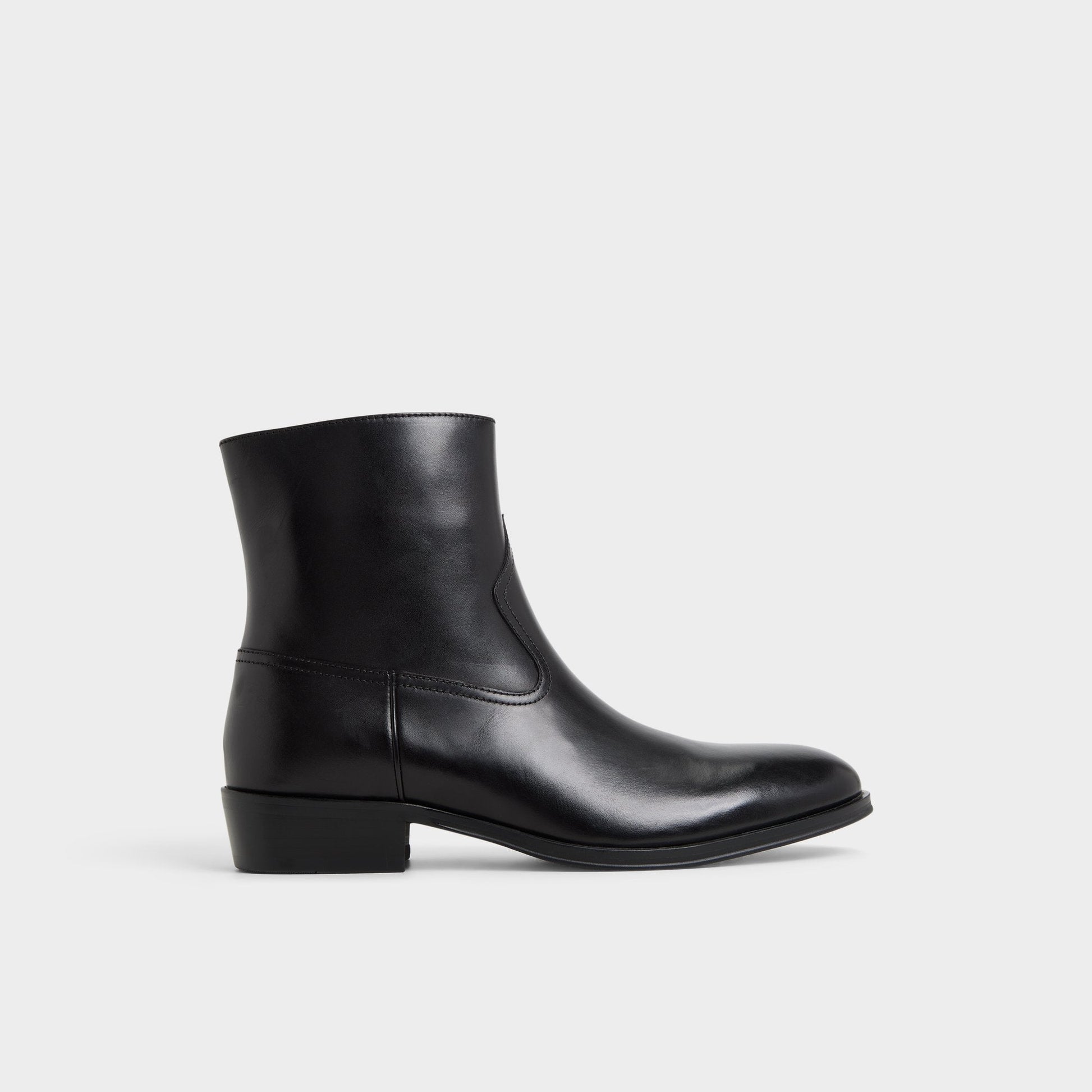 Calix in Black - Ankle boot - Black