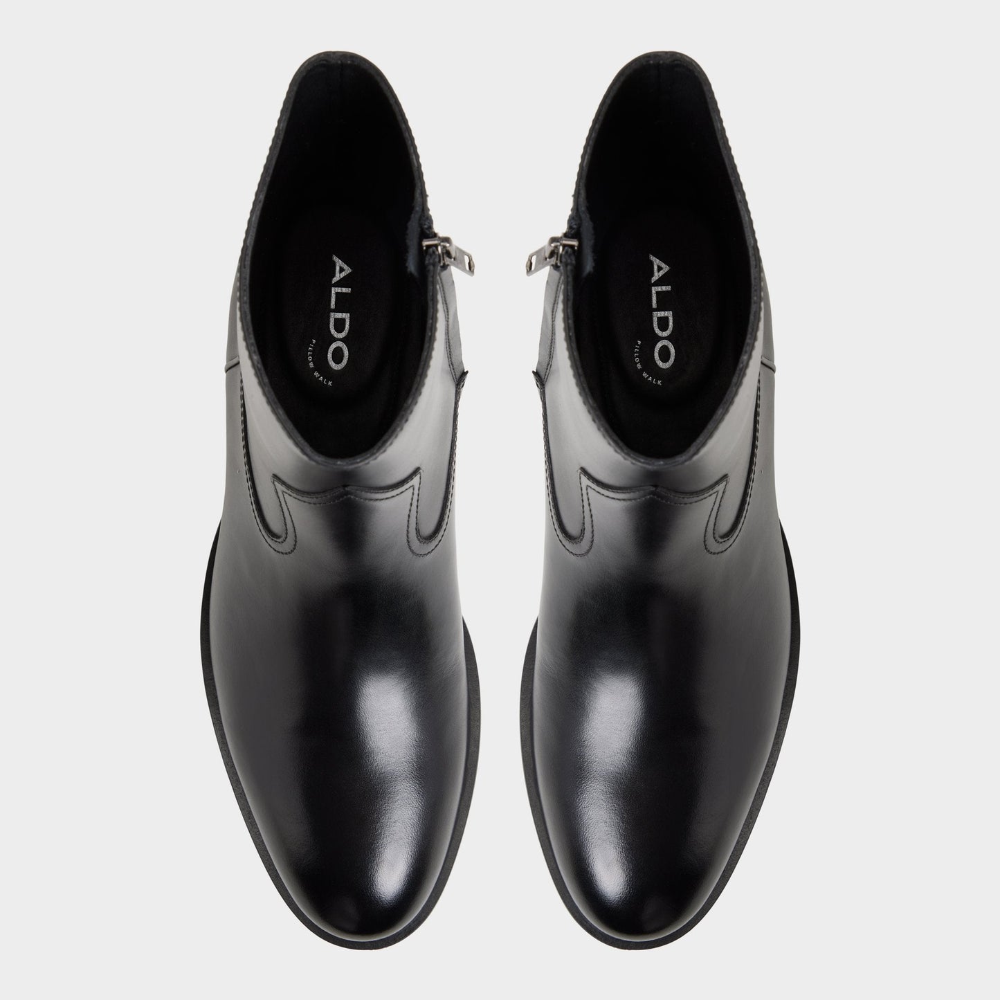 Calix in Black - Ankle boot - Black