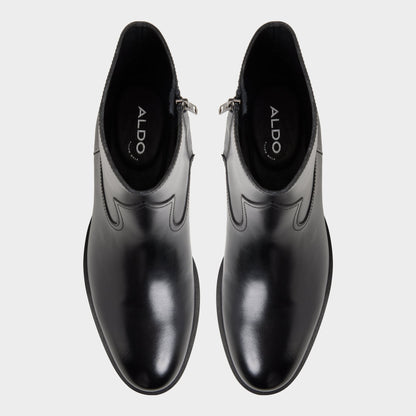 Calix in Black - Ankle boot - Black
