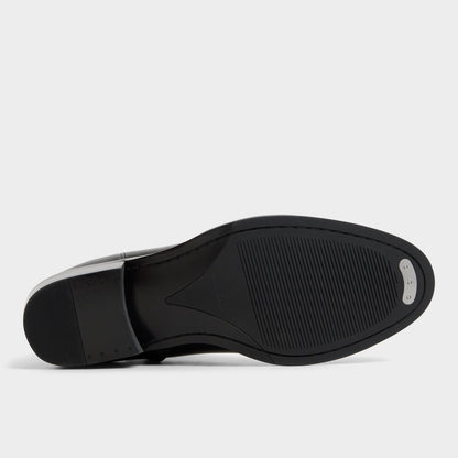 Calix in Black - Ankle boot - Black