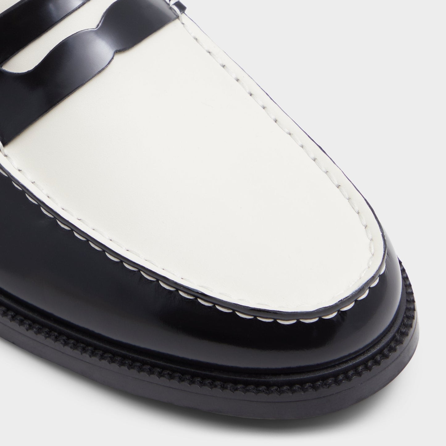 Kieran Black/White Men's Dress Shoes - Loafer - Black/white