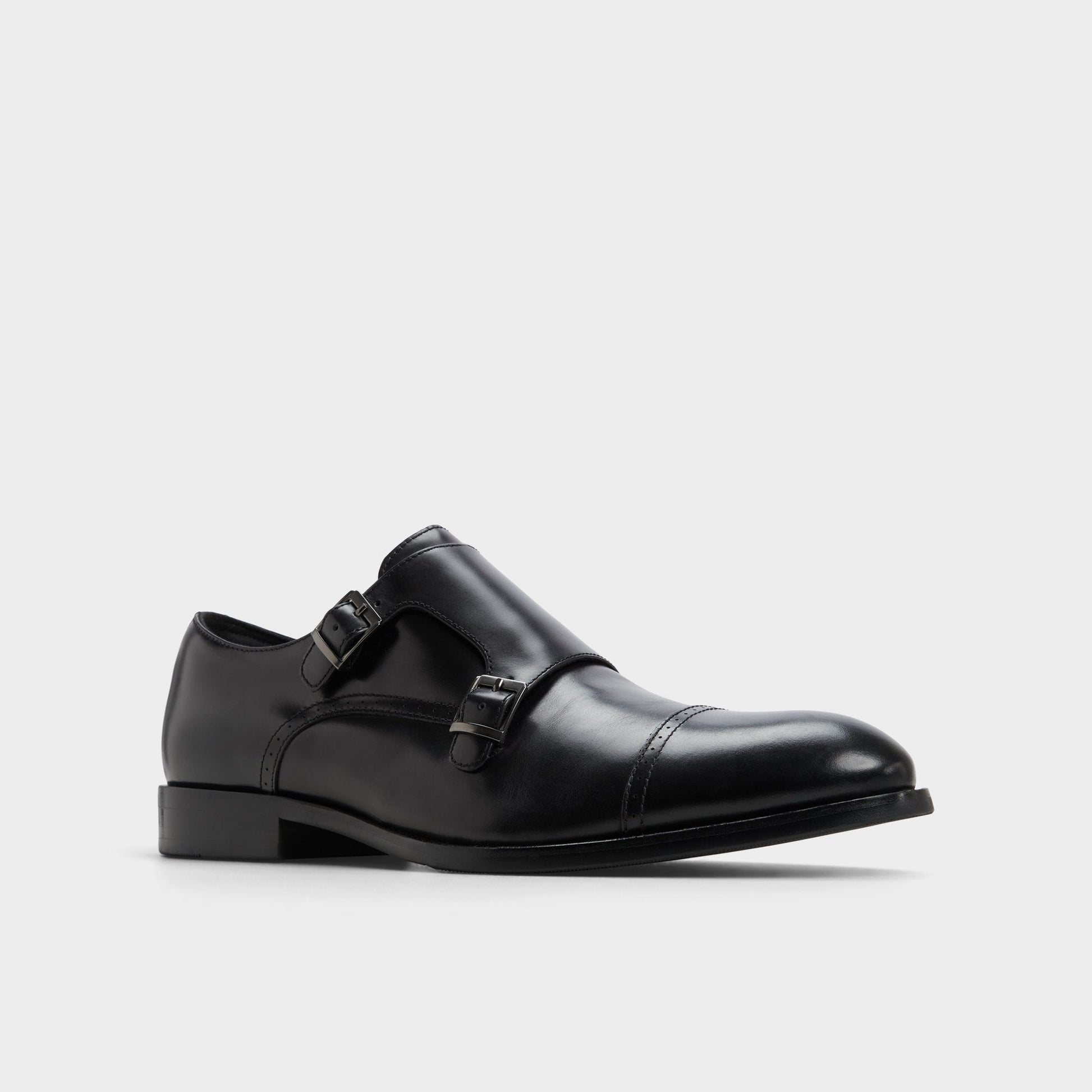 Zelasien in Black - Monkstrap loafer - Black