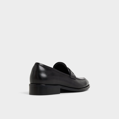 Beck in Other Black - Loafer - Other black