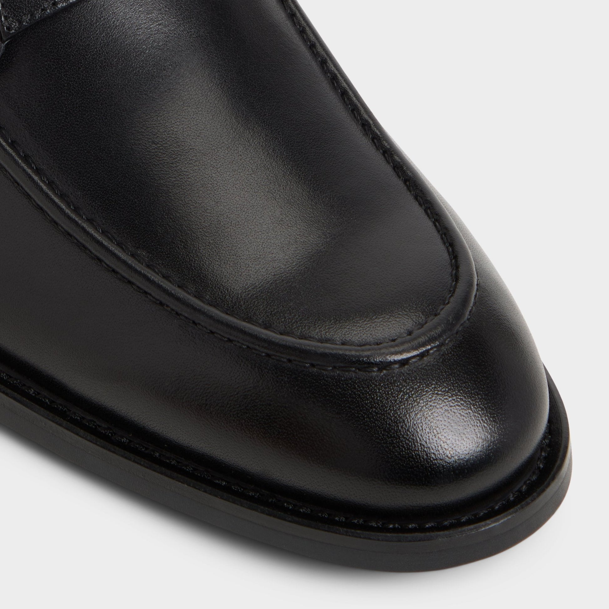 Beck in Other Black - Loafer - Other black