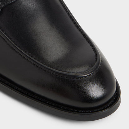Beck in Other Black - Loafer - Other black
