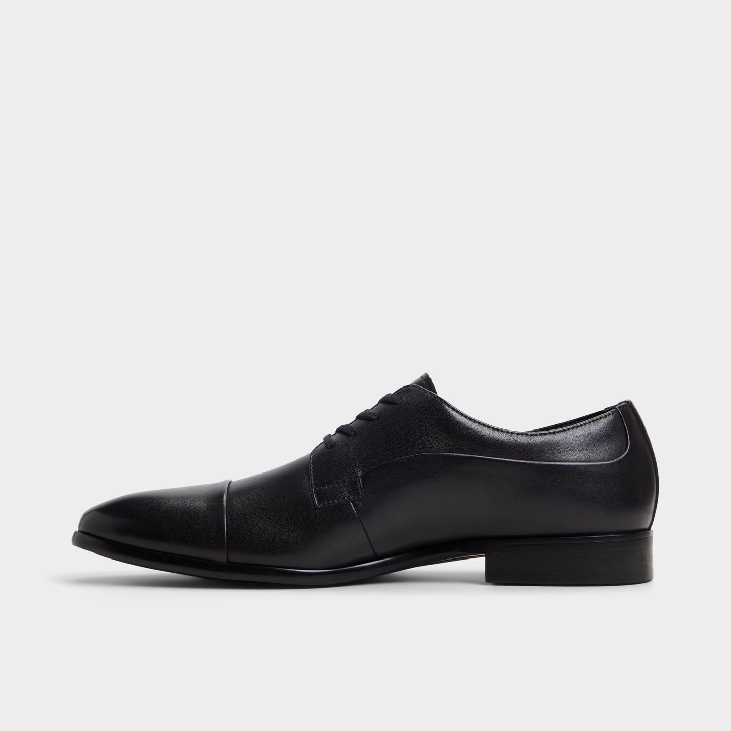Daniells in Black - Derby shoe - Black