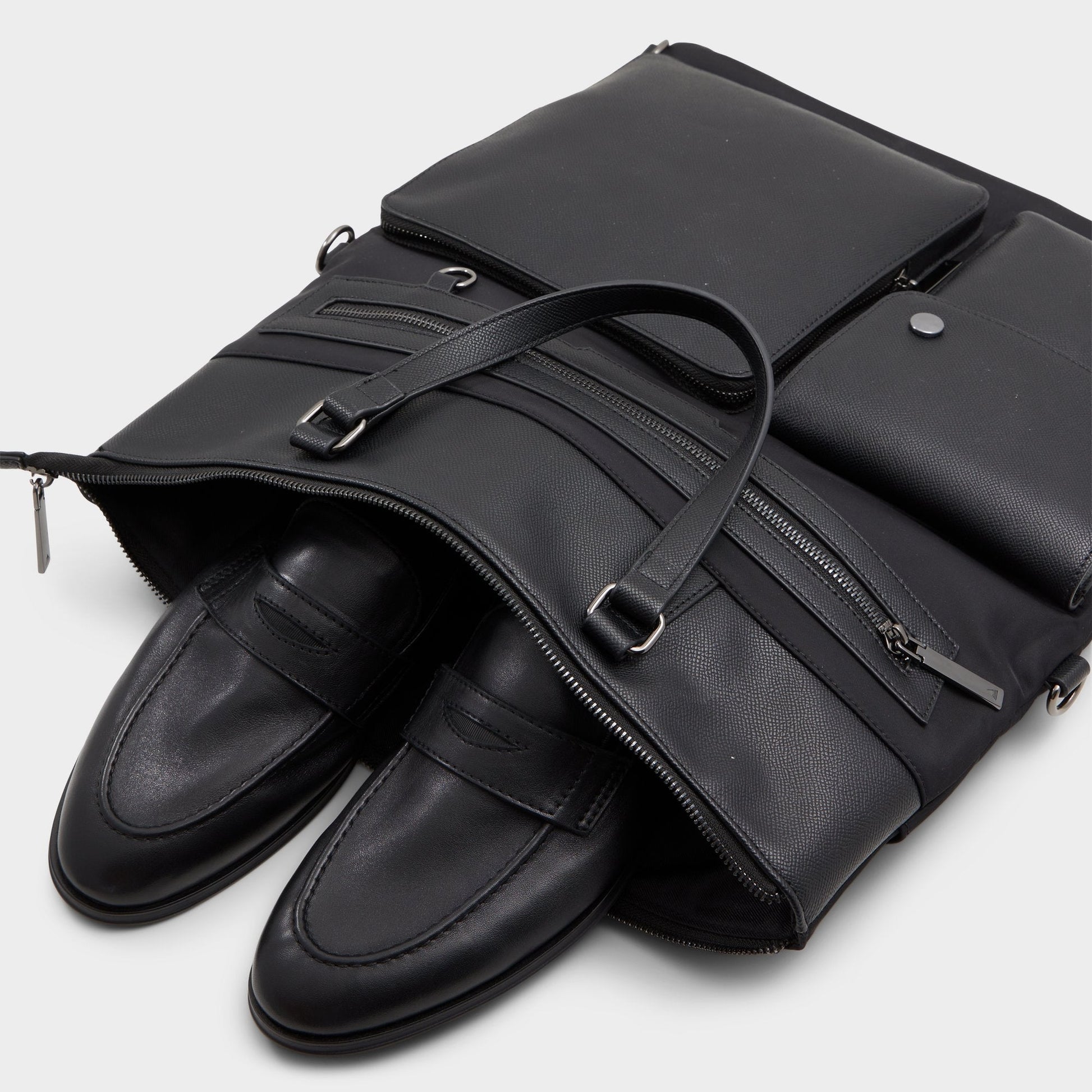 Journey Black Men's Loafers & Slip-Ons - Loafer - Black
