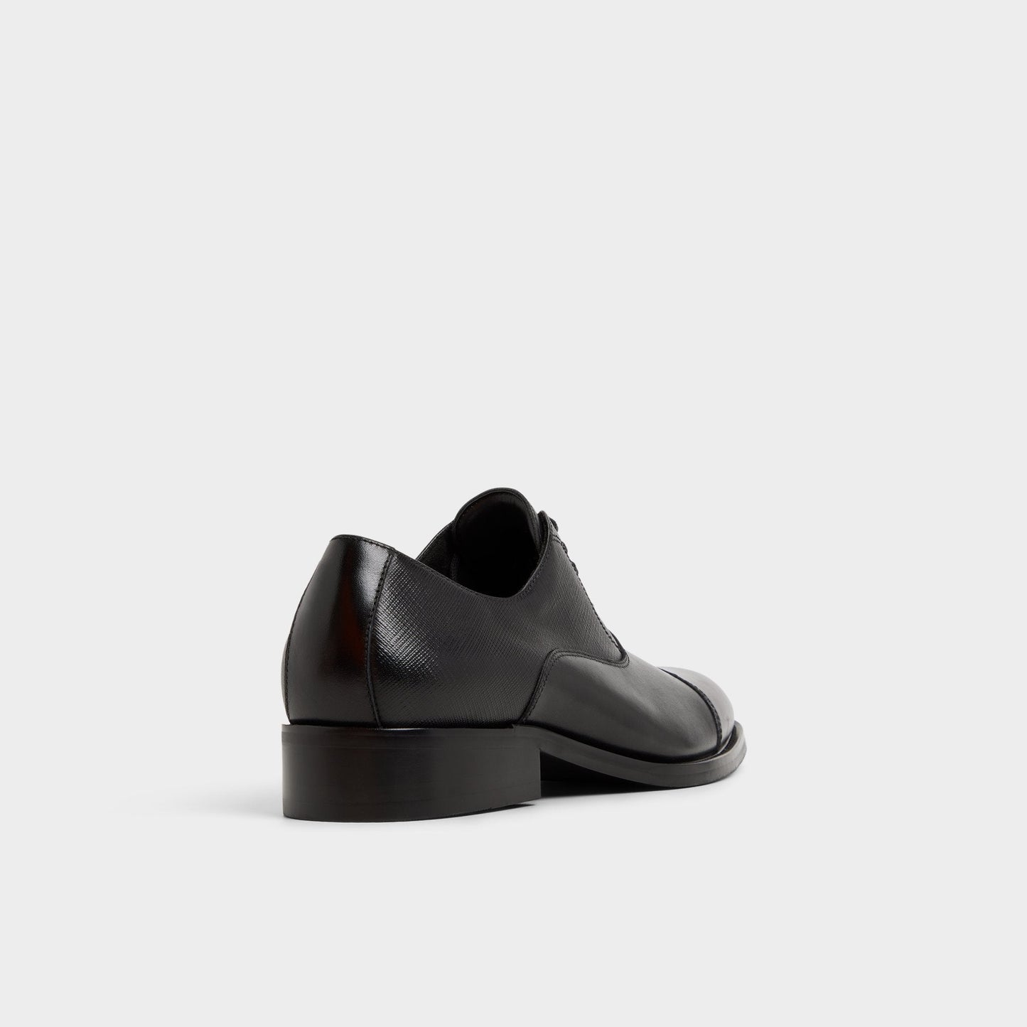 Reece in Black - Oxford shoe - Black