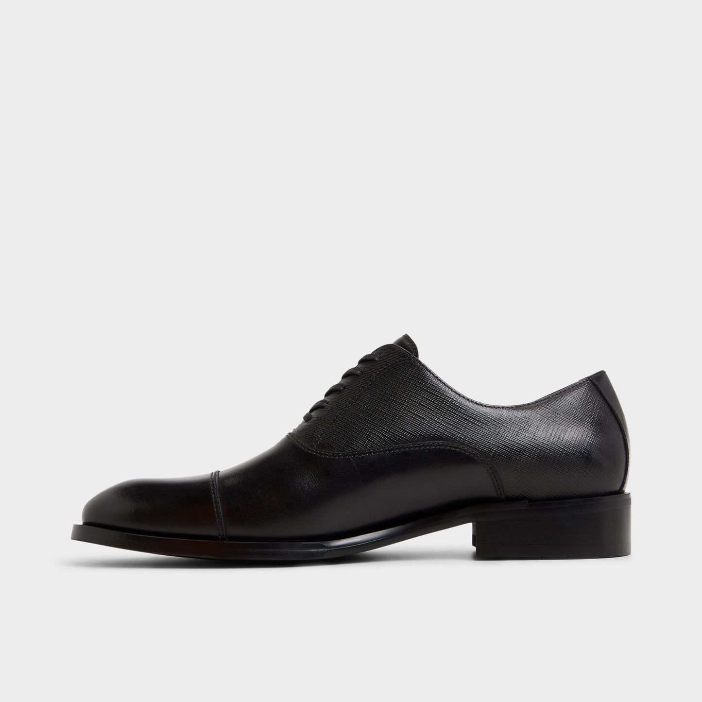 Reece in Black - Oxford shoe - Black