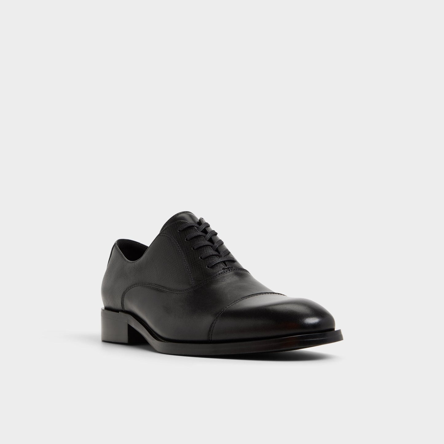 Reece in Black - Oxford shoe - Black