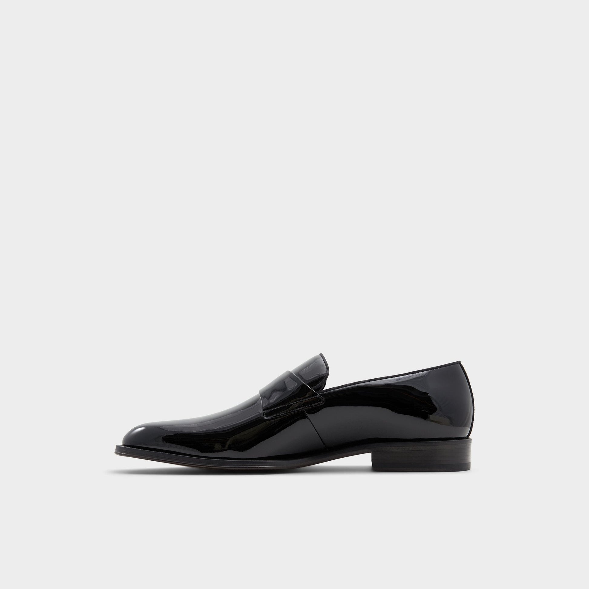 Osgoode Black Men's Dress Shoes - Loafer - Black