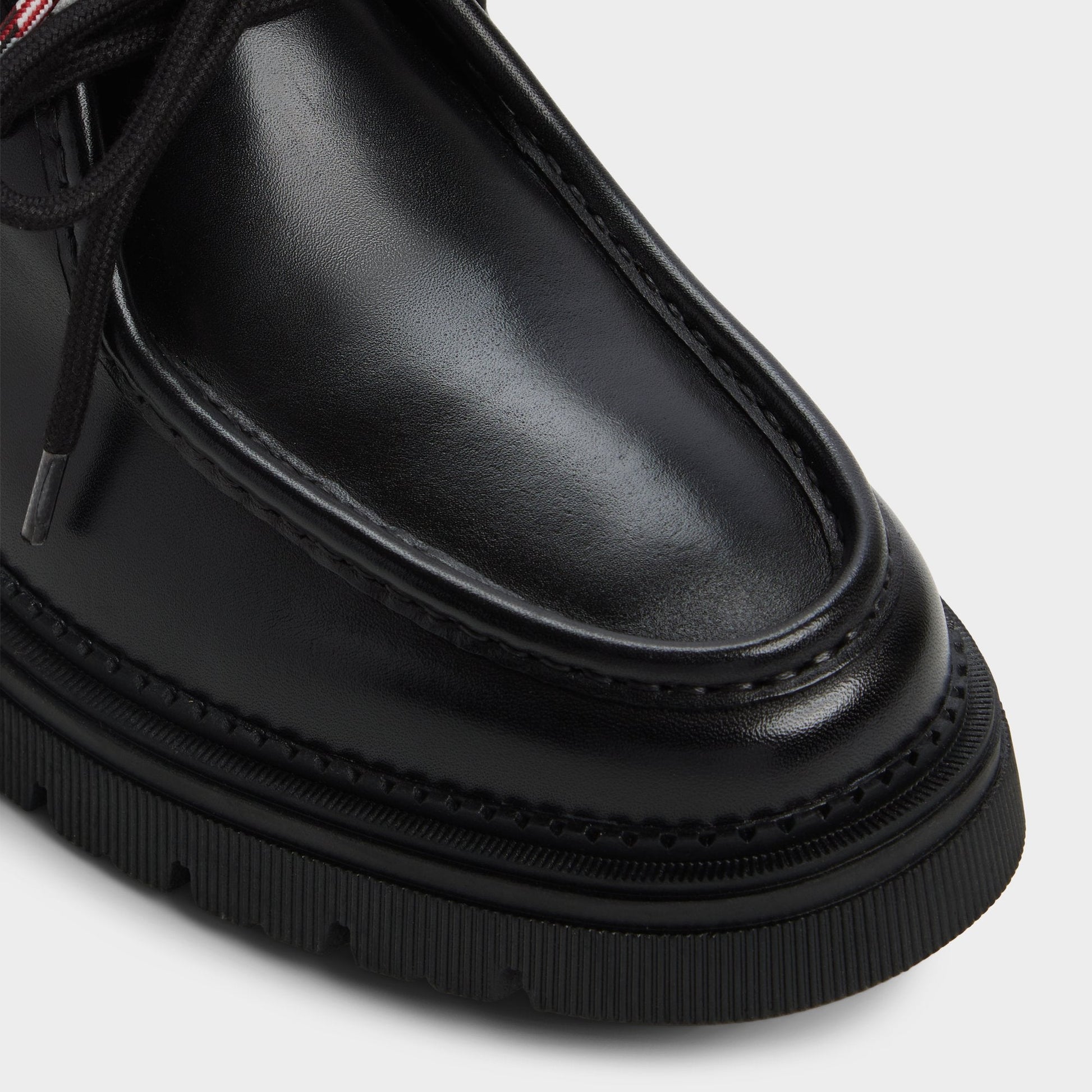 Kylan in Black 14184487 - Oxford shoe, Lug sole - Black