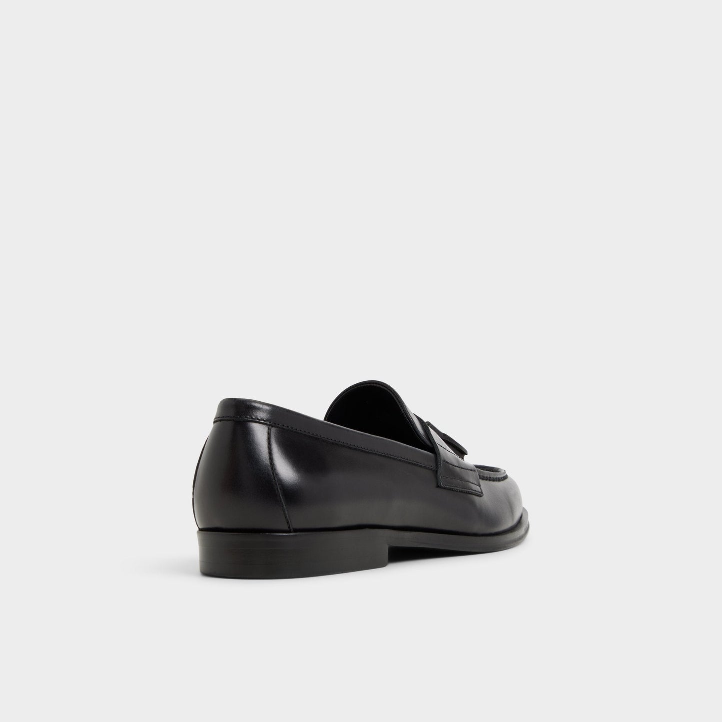 Lionel in Black - Loafer - Black