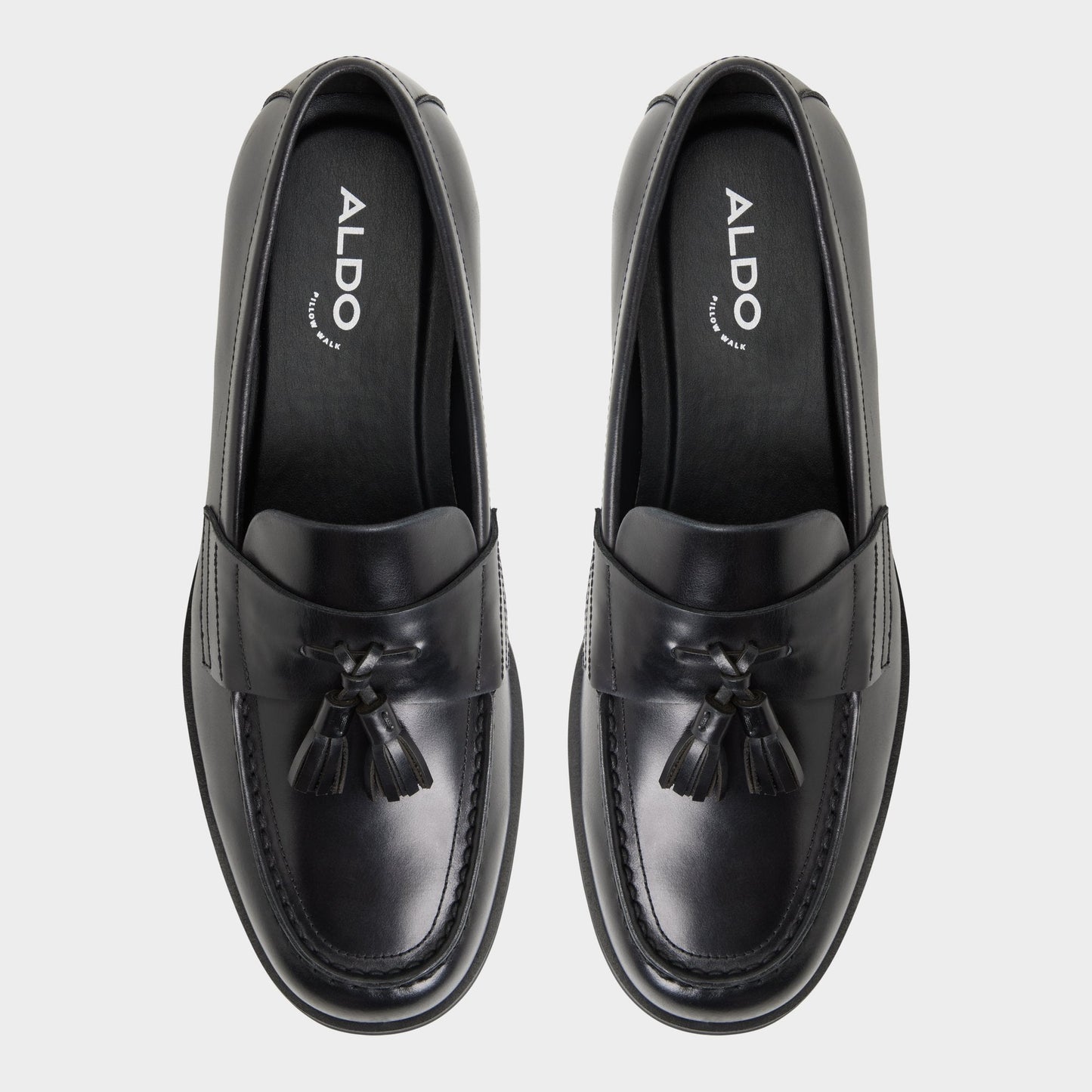 Lionel in Black - Loafer - Black