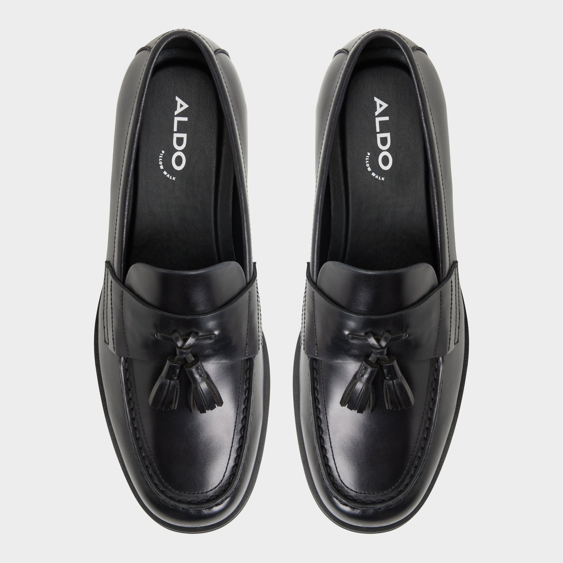 Lionel in Black - Loafer - Black