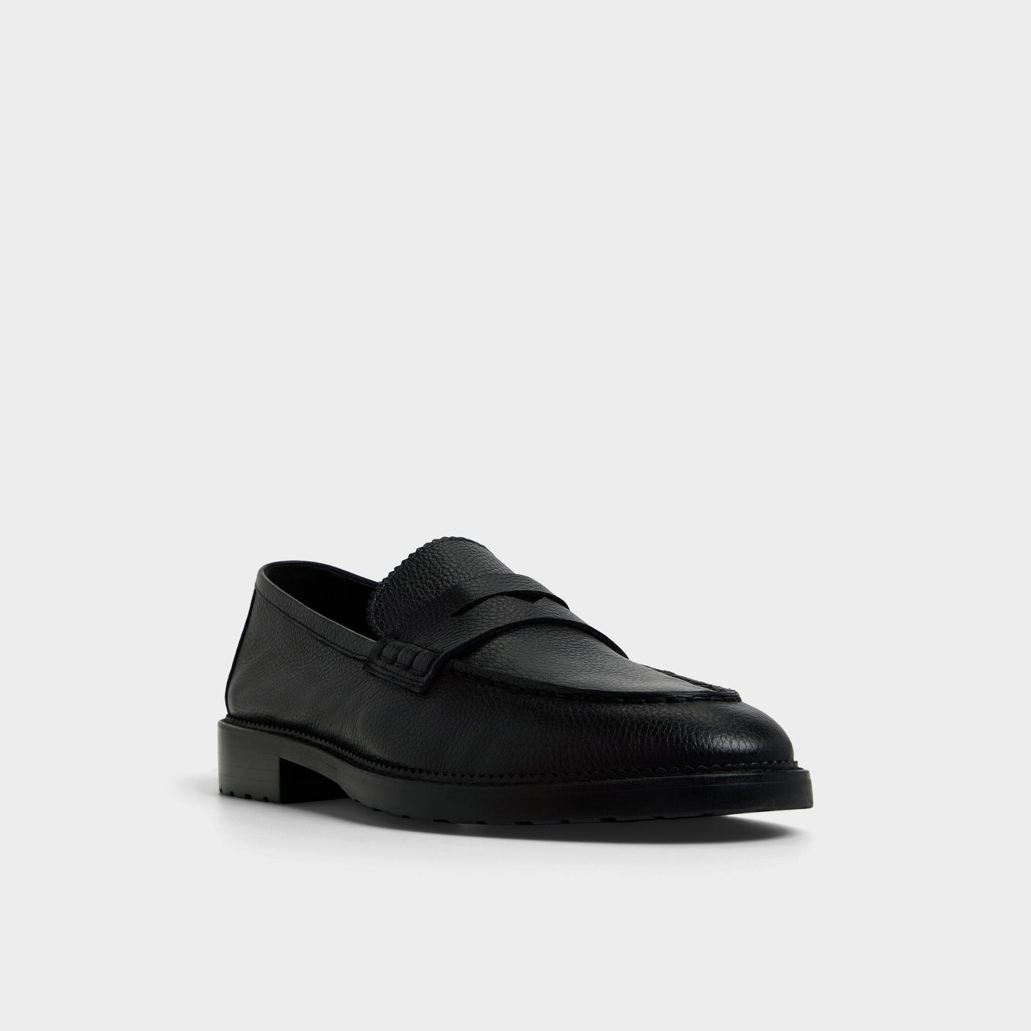 Melvillee in Open Black - Loafer - Open black