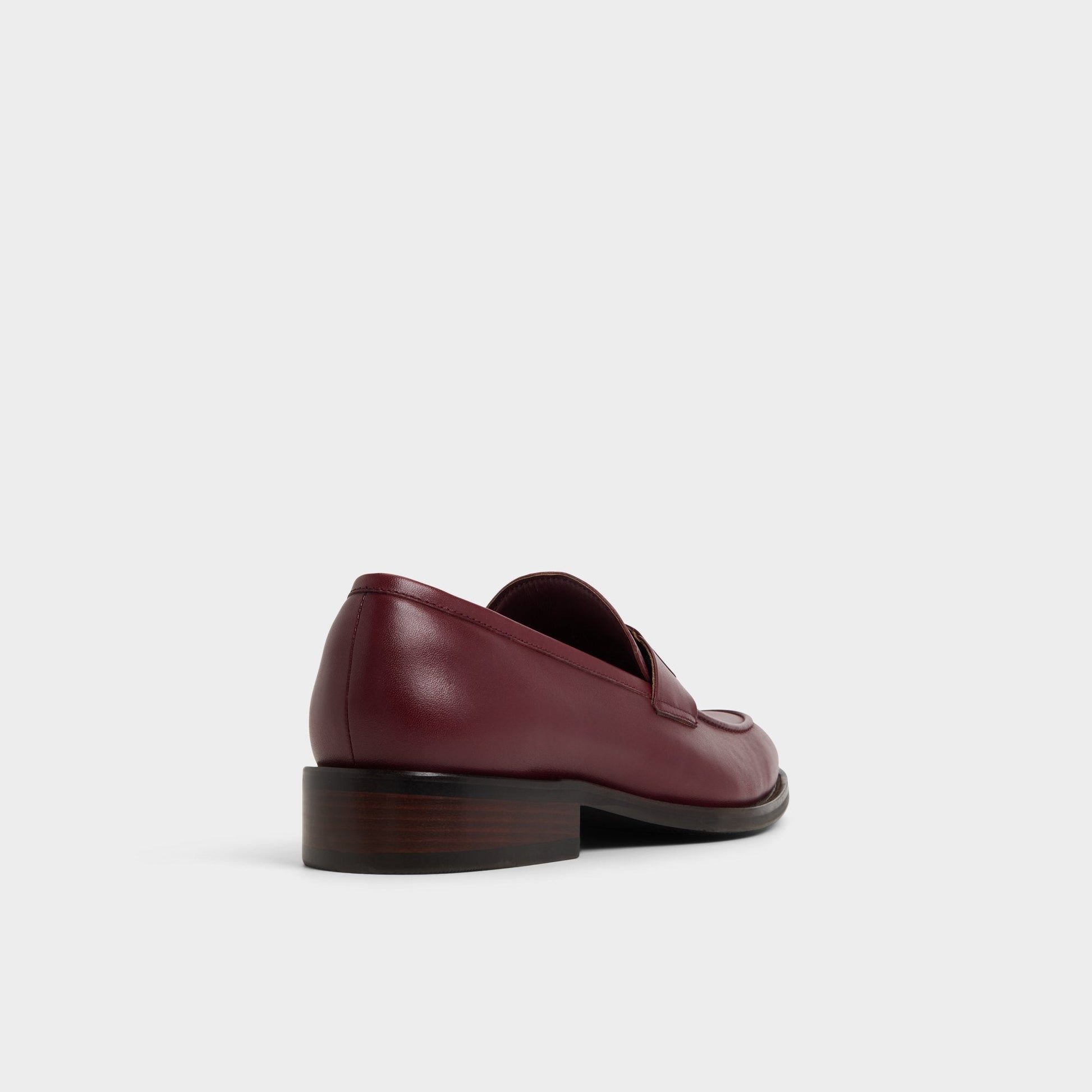 Beck in Other Red - Loafer - Other red