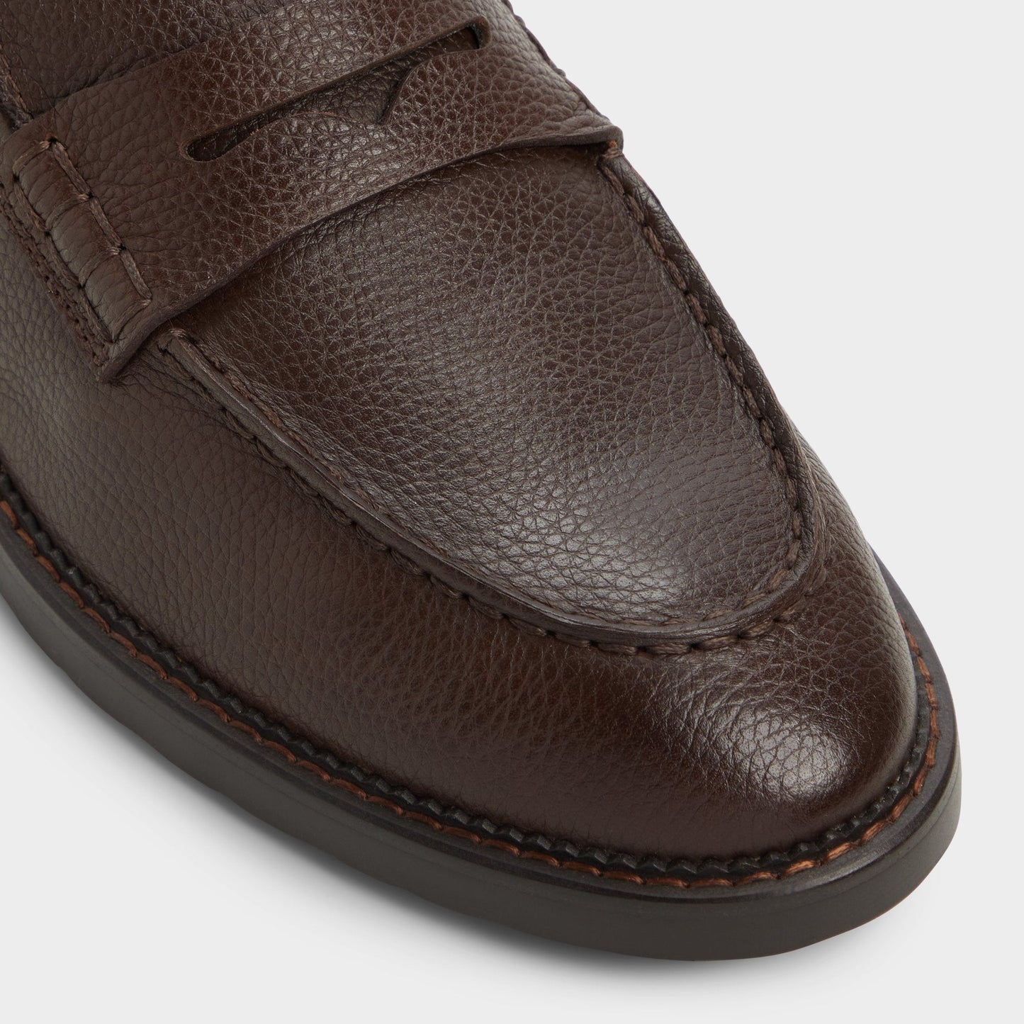 Melvillee in Dark Brown - Loafer - Dark brown