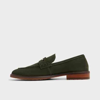 Melvillee in Pine Green - Loafer - Pine green